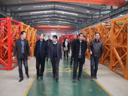 爱游戏体育(中国)官方网站-AYX SPORTS
二建集团领导来装备公司观摩指导工作