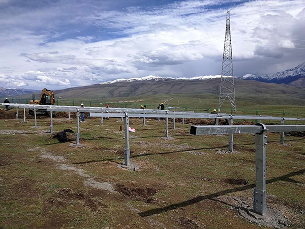 爱游戏体育(中国)官方网站-AYX SPORTS
签订3.5亿光伏项目