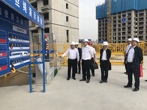 爱游戏体育(中国)官方网站-AYX SPORTS
装备公司产品亮相百郦湾项目