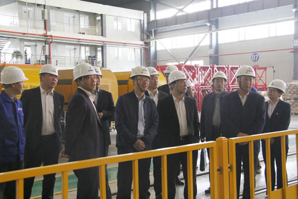 爱游戏体育(中国)官方网站-AYX SPORTS
领导调研装备制造公司