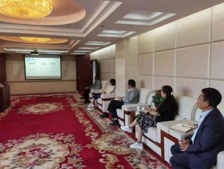 【校企联合】爱游戏体育(中国)官方网站-AYX SPORTS
装备公司与兰州大学资源环境学院进行对接合作交流